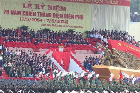 Lễ kỷ niệm 70 năm Chiến thắng Điện Biên Phủ được cử hành trang trọng