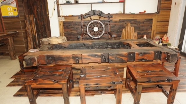 Nghệ nhân thổi hồn vào mảnh ván gỗ những con tàu đã bị lãng quên trở thành tác phẩm nghệ thuật độc bản Nghệ nhân thổi hồn vào mảnh ván gỗ những con tàu đã bị lãng quên trở thành tác phẩm nghệ thuật độc bản