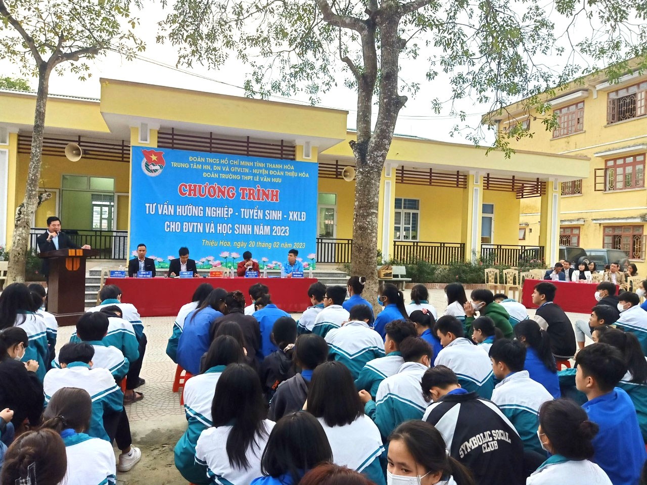 Chương trình tư vấn hướng nghiệp, tuyển sinh, xuất khẩu lao động cho đoàn viên thanh niên và học sinh