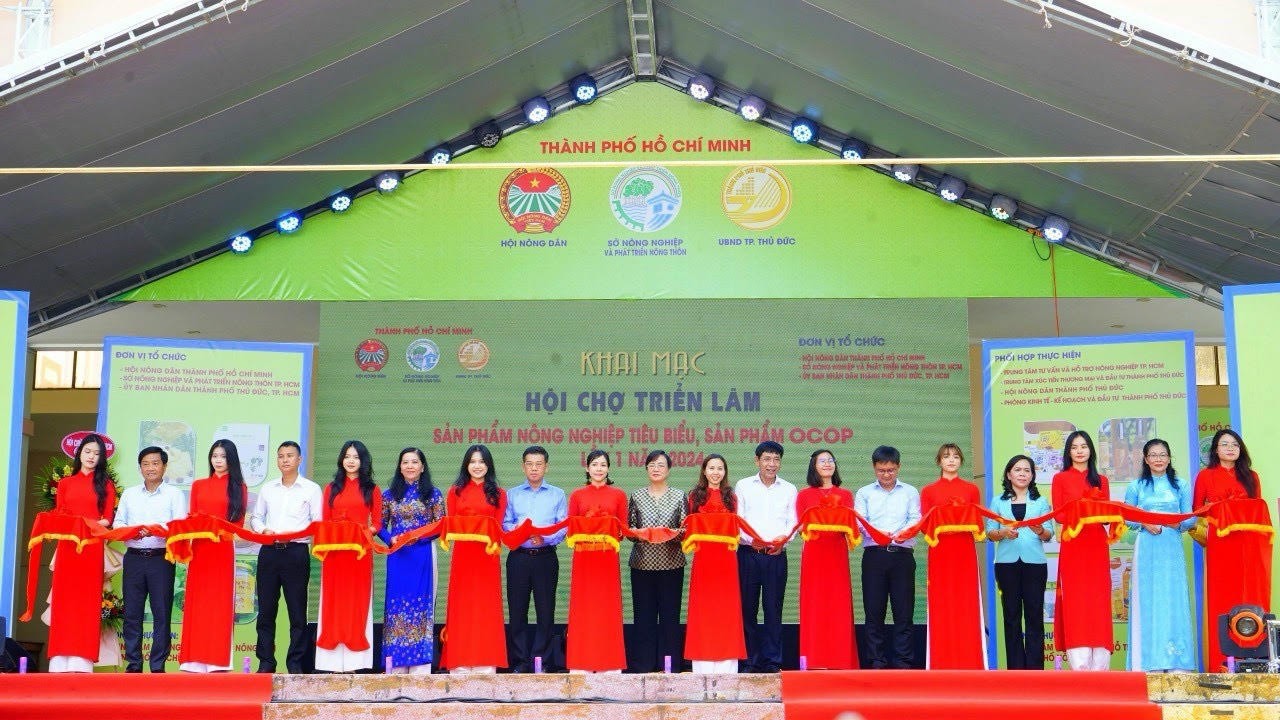 Khai mạc Hội chợ, triển lãm sản phẩm nông nghiệp tiêu biểu, sản phẩm OCOP TP.HCM lần 1 năm 2024