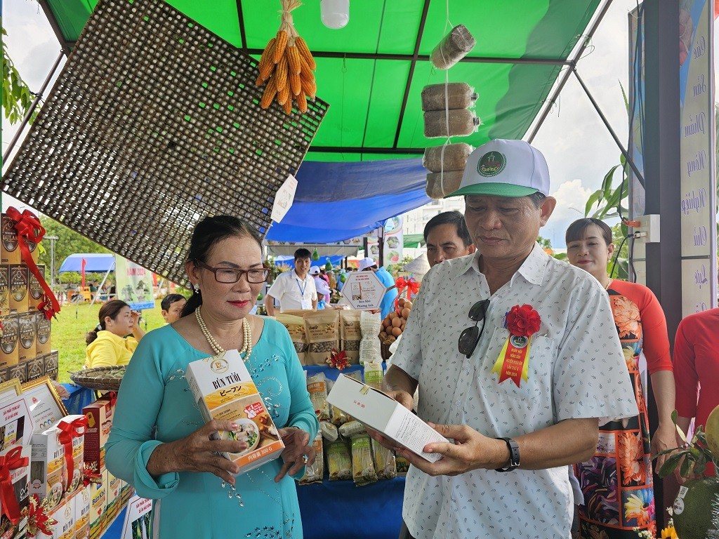 Bình Định: Thủ phủ nông sản Hoài Ân rộn ràng Ngày hội nông sản