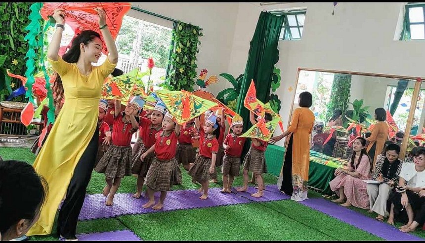 Trường mầm non thị trấn 2 Nga Sơn  “Xây dựng trường mầm non hạnh phúc, lấy trẻ em làm trung tâm” Trường mầm non thị trấn 2 Nga Sơn  “Xây dựng trường mầm non hạnh phúc, lấy trẻ em làm trung tâm”