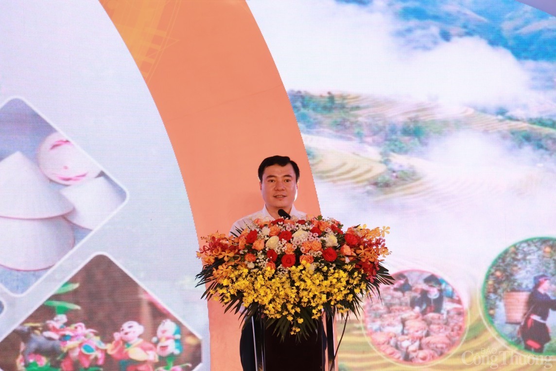 Thứ trưởng Bộ Công Thương Nguyễn Sinh Nhật Tân phát biểu tại Lễ khai mạc Hội chợ triển lãm