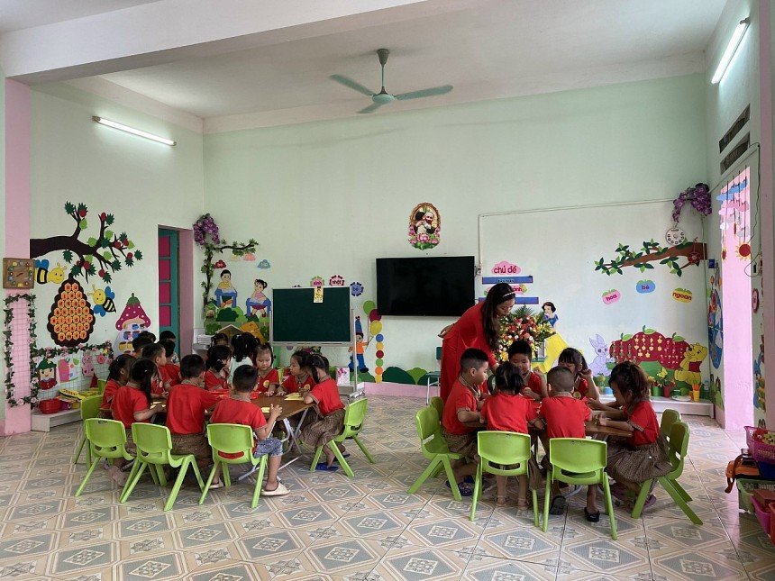 Tiết học tạo hình của trẻ