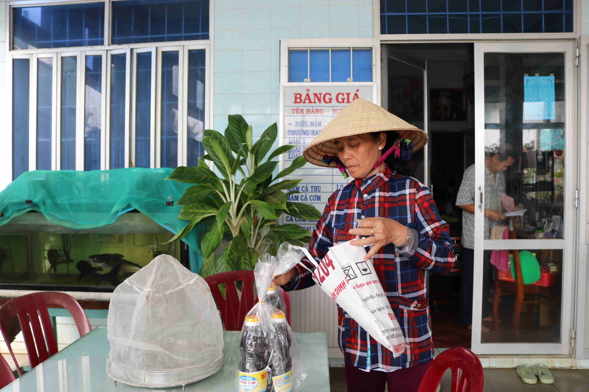 Hơn 300 gian hàng được trưng bày tại Hội chợ Công Thương khu vực Nam Trung Bộ - Phú Yên năm 2024 Hơn 300 gian hàng được trưng bày tại Hội chợ Công Thương khu vực Nam Trung Bộ - Phú Yên năm 2024