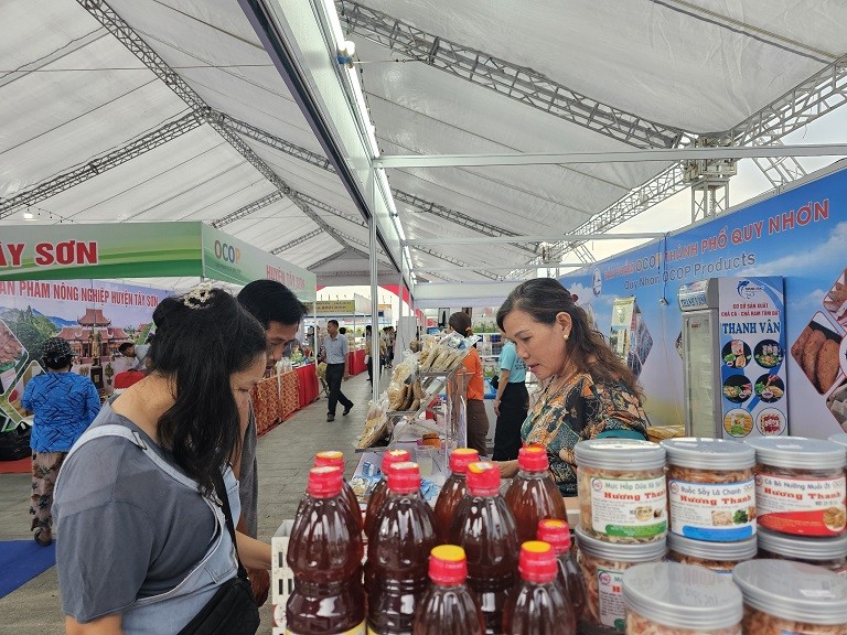 Phiên chợ Nông sản Bình Định lần thứ II năm 2024