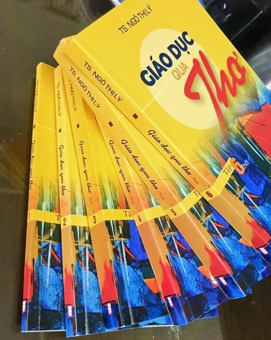 Trọn bộ “ Giáo dục qua thơ”-6 tập của TS Ngô Thị Lý. Trọn bộ “ Giáo dục qua thơ”-6 tập của TS Ngô Thị Lý.