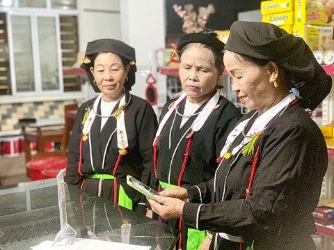 vinh phuc thuong mai dich vu nong thon chuyen minh cung nong thon moi