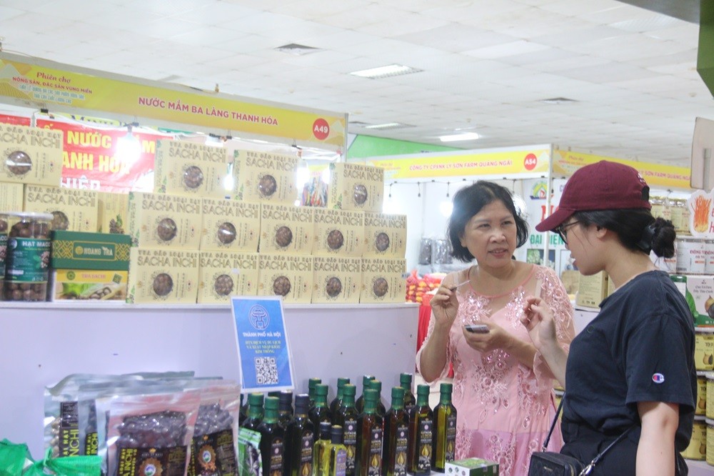 Khai mạc tuần lễ quảng bá các sản phẩm nông sản trái cây chất lượng cao