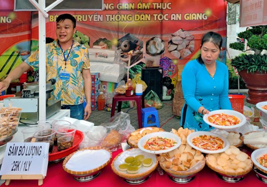 Gian hàng tham gia sự kiện Gian hàng tham gia sự kiện