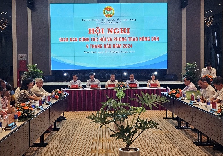 Đổi mới, nâng cao chất lượng hoạt động của Hội Nông dân Việt Nam Đổi mới, nâng cao chất lượng hoạt động của Hội Nông dân Việt Nam