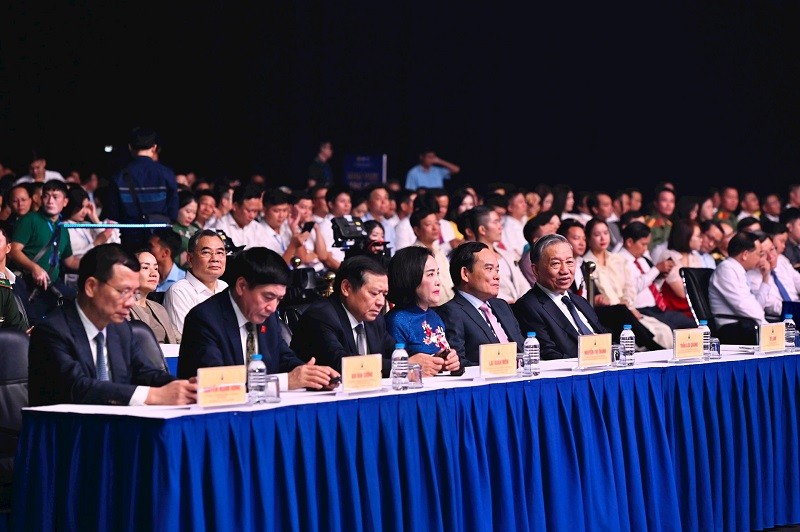 Các đại biểu dự chương trình (ảnh: Việt Trung) Các đại biểu dự chương trình (ảnh: Việt Trung)