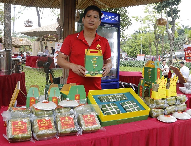 Các sản phẩm của làng nghề bánh chưng Cát Trù. Các sản phẩm của làng nghề bánh chưng Cát Trù.