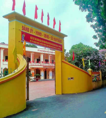 huyen ba vi ha noi xa van thang xay dung nong thon moi kieu mau