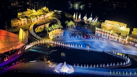 ha noi le hoi hoa sen lan dau tien