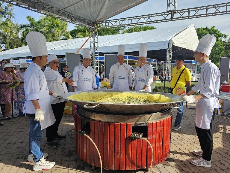Tinh hoa ẩm thực, OCOP, làng nghề hội tụ tại Bình Định
