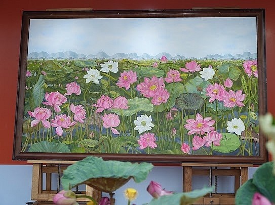 Sắc Sen Tây Hồ - Tôn vinh nét đẹp văn hóa của Thăng Long - Hà Nội Sắc Sen Tây Hồ - Tôn vinh nét đẹp văn hóa của Thăng Long - Hà Nội