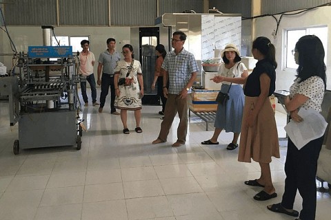 Quảng Nam: Hỗ trợ máy móc thiết bị tiên tiến sản xuất bánh đậu xanh