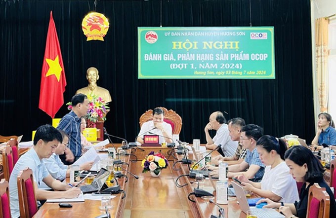 Đại biểu tham dự hội nghị