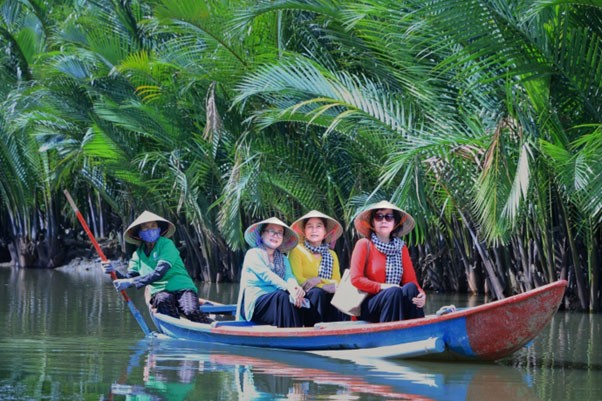 Rừng dừa nước Tịnh Khê mang vẻ đẹp thuần khiết hoang sơ và thơ mộng