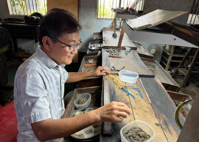 Long An: Giữ gìn nghề chế tác kim hoàn truyền thống