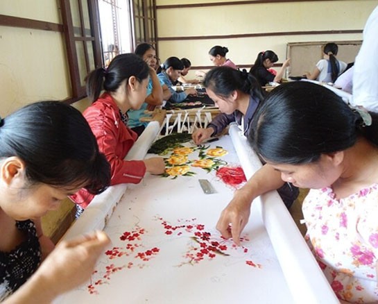 Làng thêu ren Văn Lâm - Nét văn hoá cố đô Làng thêu ren Văn Lâm - Nét văn hoá cố đô