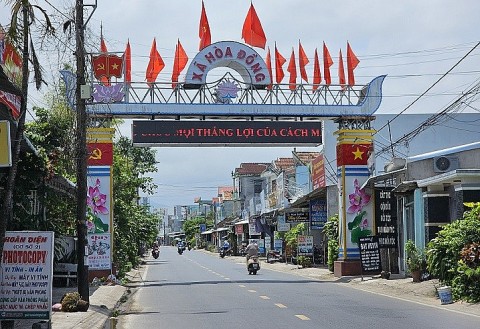 phu yen xay dung mo hinh thi diem xa nong thon moi thong minh