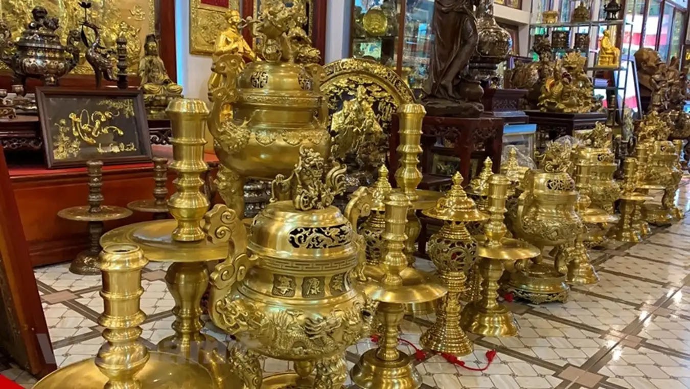 Làng nghề chạm bạc Đồng Xâm có gần 600 năm Làng nghề chạm bạc Đồng Xâm có gần 600 năm