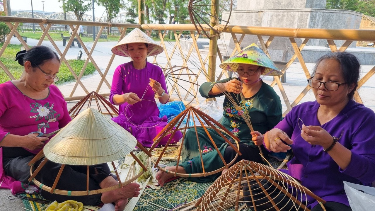 Những làng nghề truyền thống nổi tiếng xứ Huế