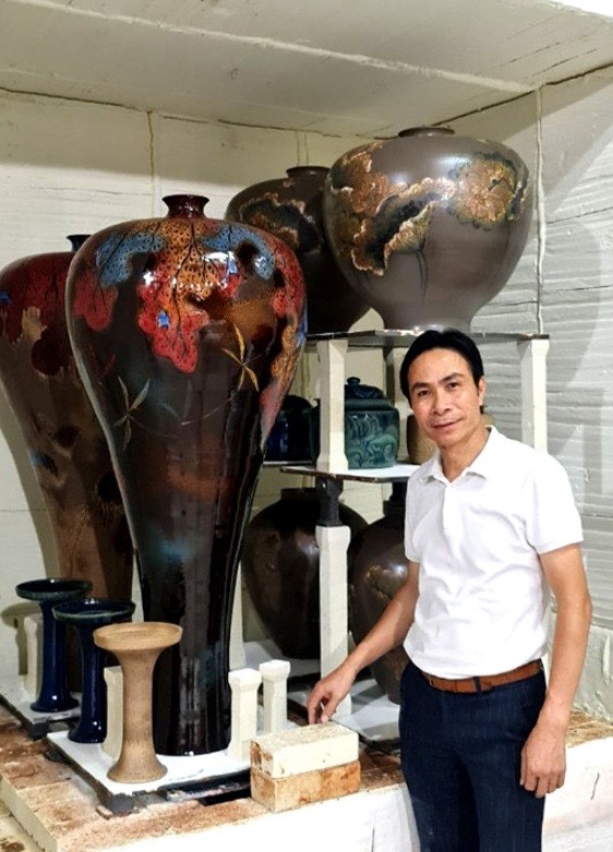 Nghệ nhân đưa gốm truyền thống vào đời sống