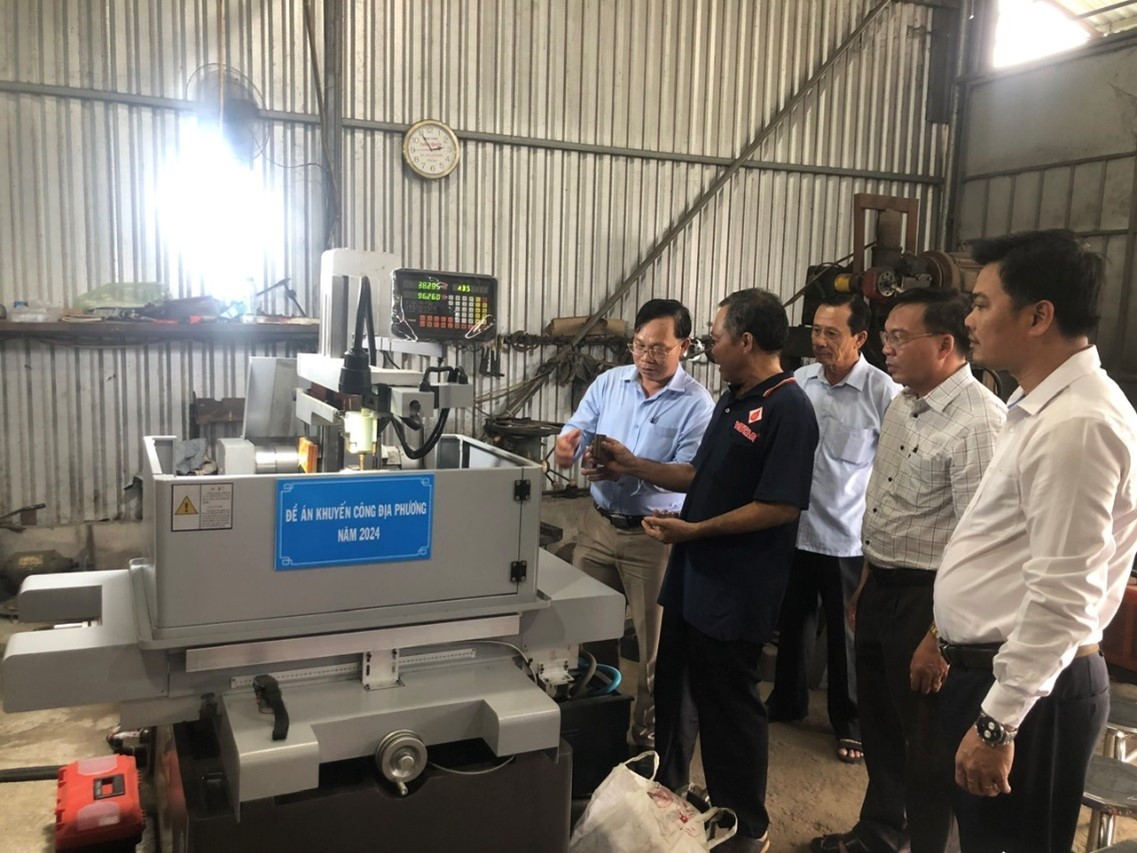 Trà Vinh: Nghiệm thu Đề án “Hỗ trợ ứng dụng máy móc thiết bị tiên tiến trong gia công cơ khí”
