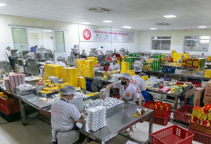 Sản phẩm bánh đậu xanh Rồng Vàng Hoàng Gia của Công ty CP Hoàng Giang (TP Hải Dương) đã được công nhận sản phẩm OCOP 5 sao cấp quốc gia. Đây là sản phẩm đầu tiên và duy nhất hiện nay của Hải Dương đạt tiêu chuẩn OCOP 5 sao cấp quốc gia Sản phẩm bánh đậu xanh Rồng Vàng Hoàng Gia của Công ty CP Hoàng Giang (TP Hải Dương) đã được công nhận sản phẩm OCOP 5 sao cấp quốc gia. Đây là sản phẩm đầu tiên và duy nhất hiện nay của Hải Dương đạt tiêu chuẩn OCOP 5 sao cấp quốc gia