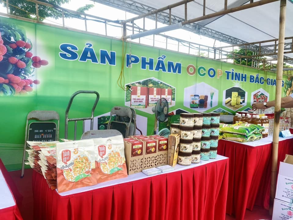 Gian hàng OCOP tỉnh Bắc Giang tại sự kiện.