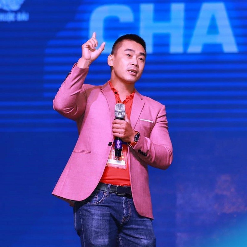 Kỷ lục gia Bùi Văn Ngợi Người thích thể thao mạo hiểm Kỷ lục gia Bùi Văn Ngợi Người thích thể thao mạo hiểm