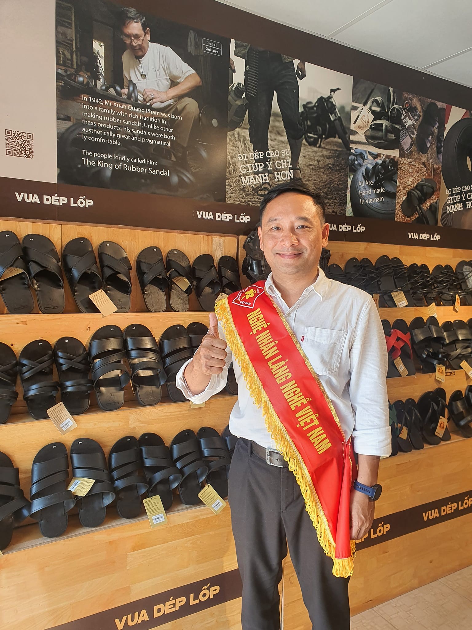 Những ông “vua dép lốp” xứng tầm Nghệ nhân làng nghề