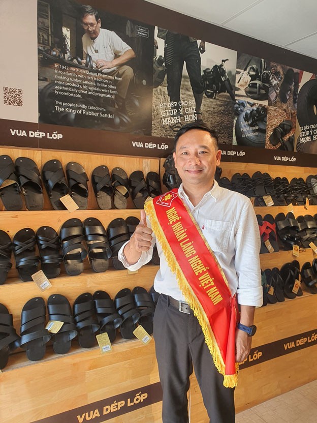 Việc được công nhận là Nghệ nhân làng nghề giúp anh Nguyễn Tiến Cường có thêm động lực giữ gìn và phát triển nghề trong tương lai.