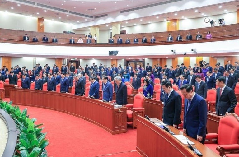 Hội nghị Trung ương 10: Cho ý kiến về 10 nội dung thuộc 2 nhóm vấn đề chiến lược Hội nghị Trung ương 10: Cho ý kiến về 10 nội dung thuộc 2 nhóm vấn đề chiến lược