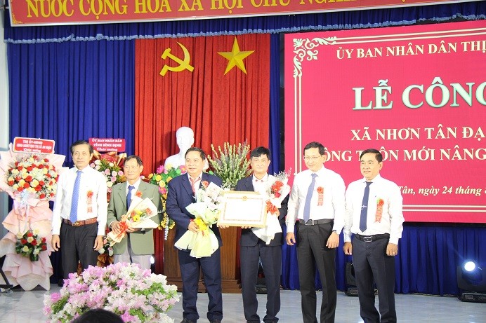 Xã Nhơn Tân đạt chuẩn nông thôn mới nâng cao Xã Nhơn Tân đạt chuẩn nông thôn mới nâng cao