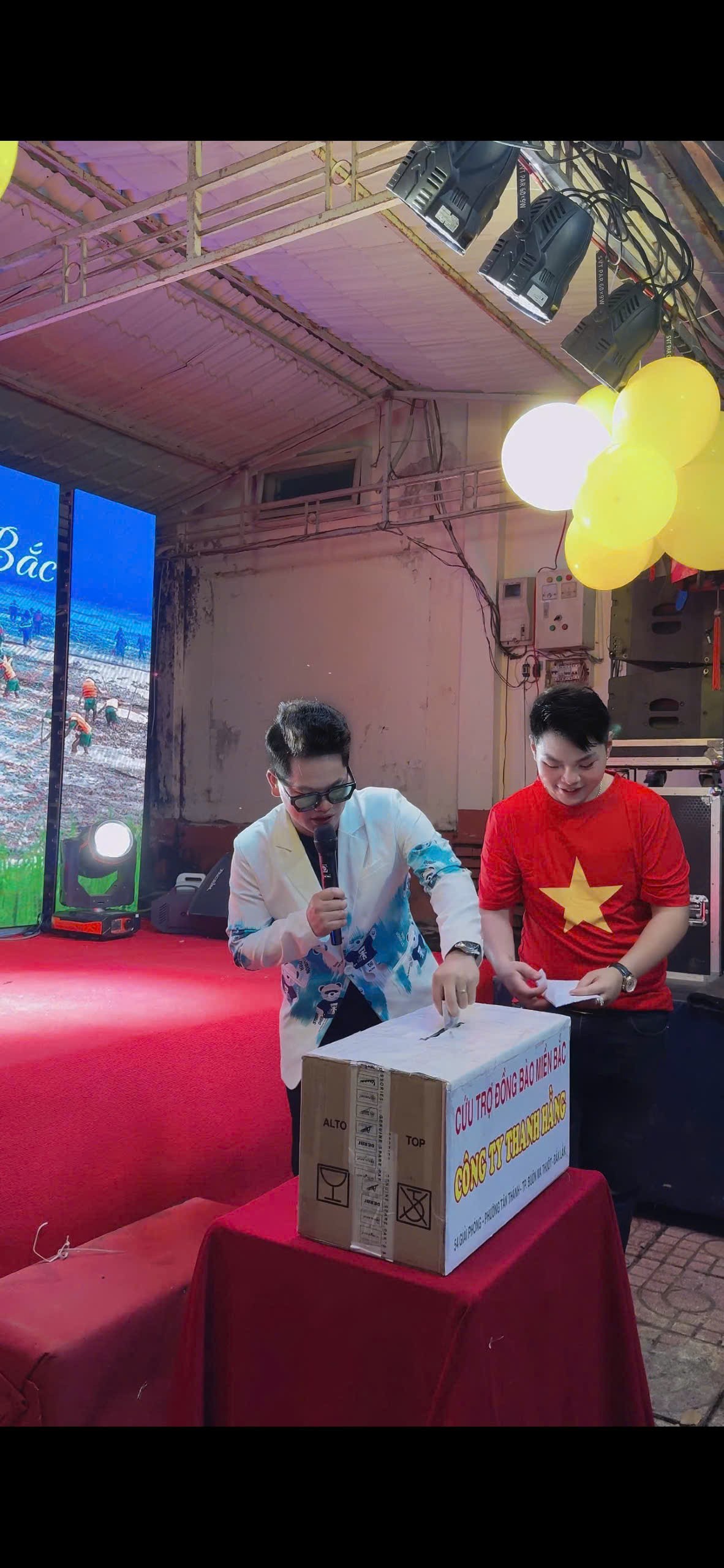 Đắk Lắk – Công ty Thanh Hằng tổ chức đêm hội trăng rằm và quyên góp hơn 160 triệu đồng hỗ trợ đồng bào miền Bắc Đắk Lắk – Công ty Thanh Hằng tổ chức đêm hội trăng rằm và quyên góp hơn 160 triệu đồng hỗ trợ đồng bào miền Bắc