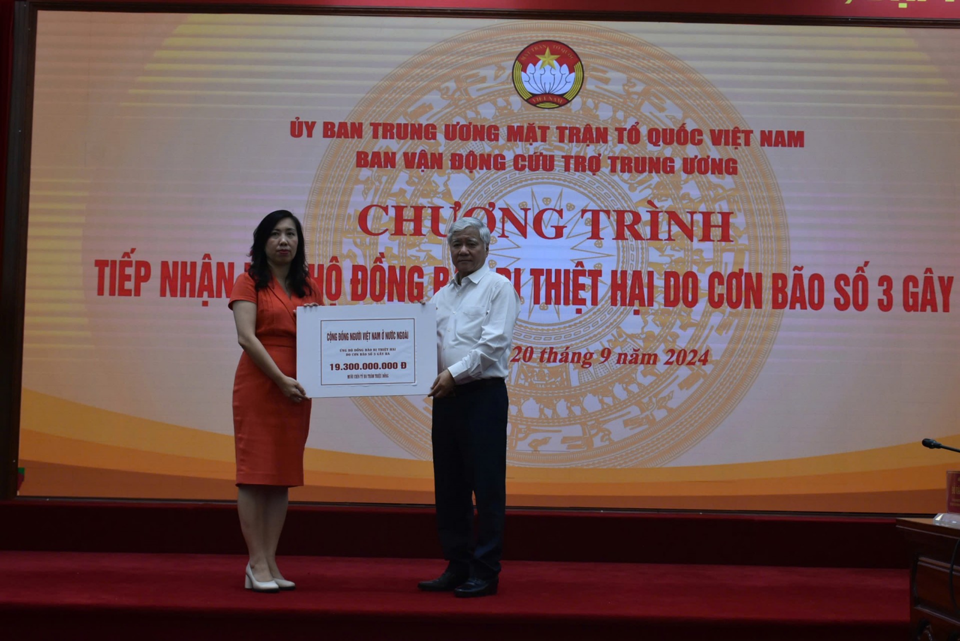 Kiều bào hỗ trợ đồng bào chịu ảnh hưởng bão Yagi gần 19,3 tỉ đồng