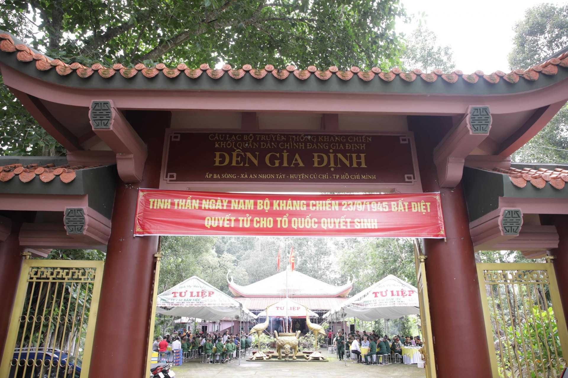 Lễ Thắp nhang – Tưởng niệm các bậc “Hào kiệt kiên trung Đền Gia Định”