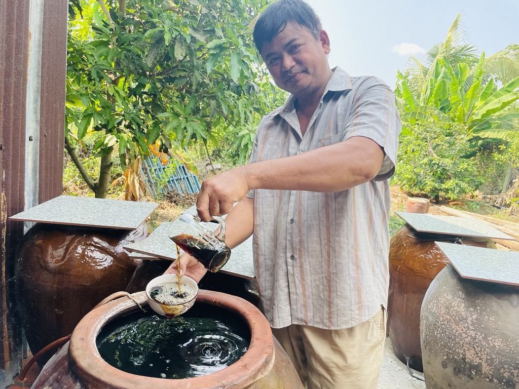 Đậm đà hương vị nước mắm nhỉ cá linh Thanh Tuyền Đậm đà hương vị nước mắm nhỉ cá linh Thanh Tuyền