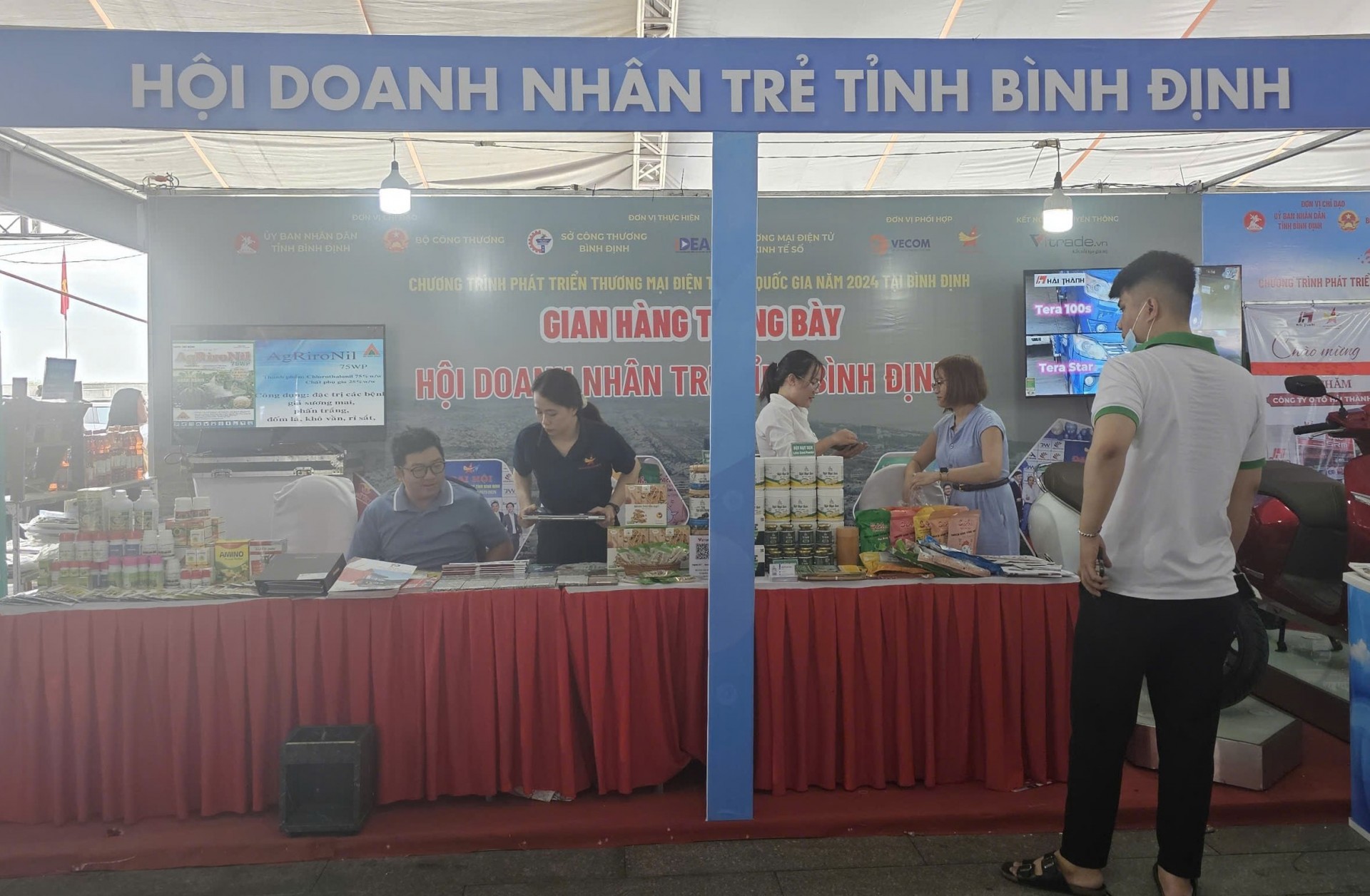 Kết nối giữa công nghệ và sản phẩm địa phương, OCOP Kết nối giữa công nghệ và sản phẩm địa phương, OCOP