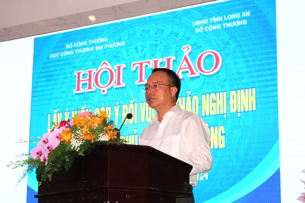 Ông Ngô Quang Trung – Cục trưởng Cục Công Thương địa phương phát biểu khai mạc Hội thảo Ông Ngô Quang Trung – Cục trưởng Cục Công Thương địa phương phát biểu khai mạc Hội thảo