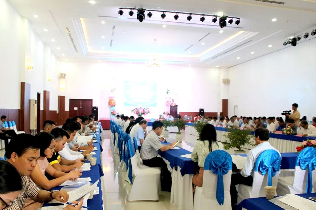 Hội thảo lấy ý kiến dự thảo Nghị định sửa đổi về khuyến công Hội thảo lấy ý kiến dự thảo Nghị định sửa đổi về khuyến công