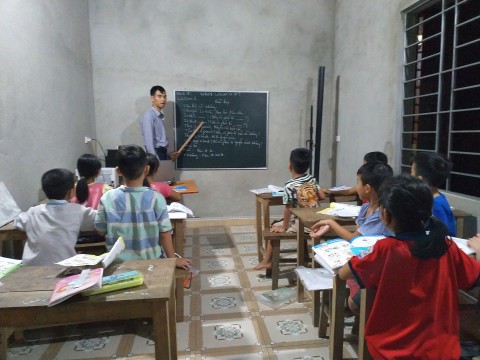 Nghị lực của một thầy giáo khiếm thị