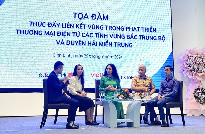 Phát huy tối đa các nguồn lực của vùng và thúc đẩy phát triển TMĐT Phát huy tối đa các nguồn lực của vùng và thúc đẩy phát triển TMĐT