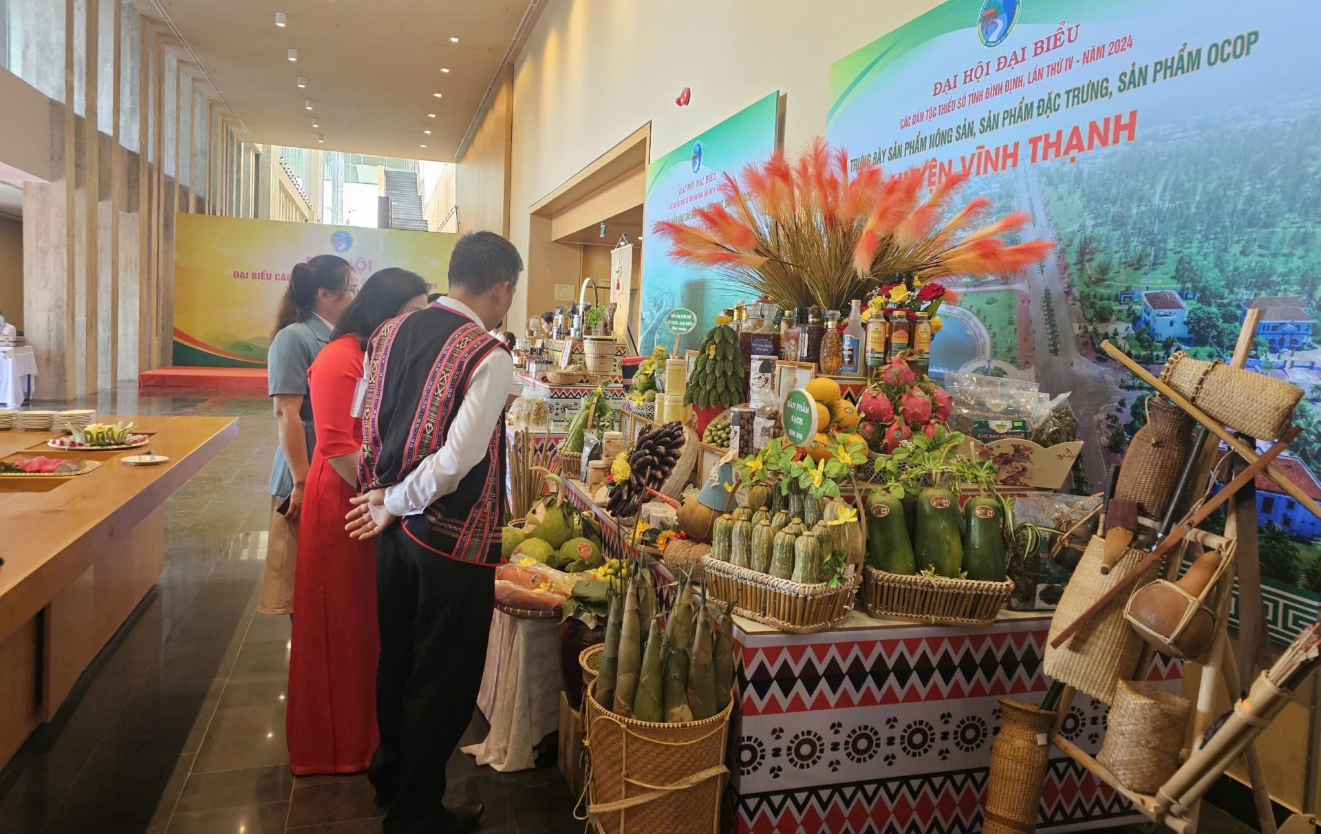 Đại hội đại biểu các dân tộc thiểu số tỉnh Bình Định lần thứ IV Đại hội đại biểu các dân tộc thiểu số tỉnh Bình Định lần thứ IV