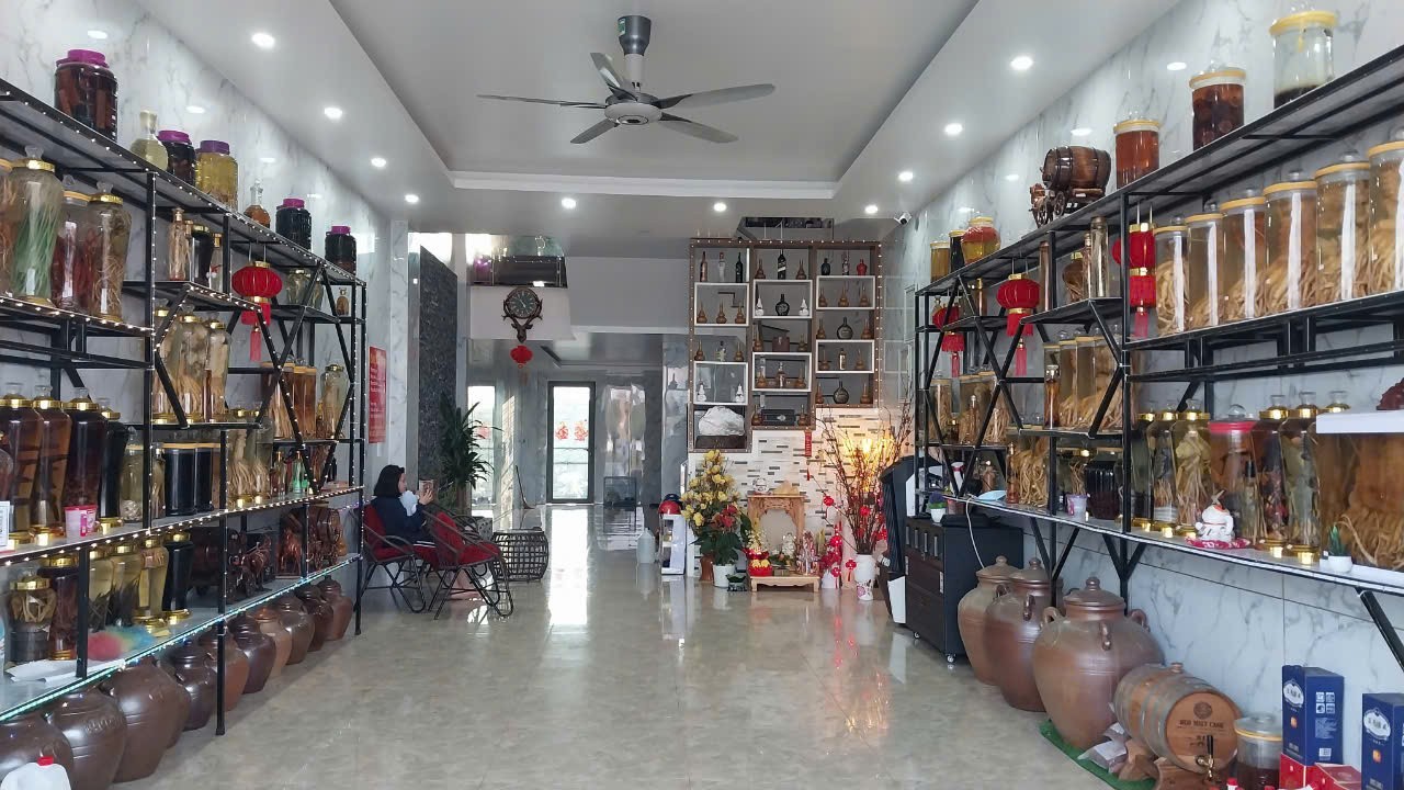 Rượu Lừng Hồng -  Tinh hoa giá trị truyền thống từ hạt lúa nếp thơm Thái Bình