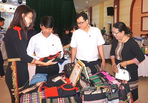 xay dung phuong an chuan hoa san pham ocop